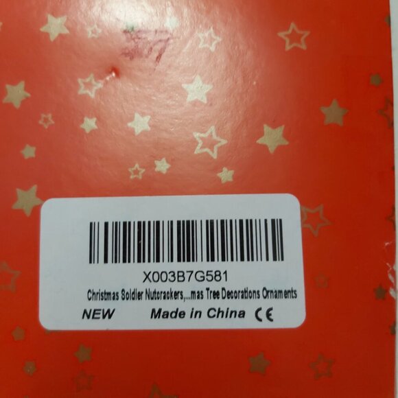 Set of 4 Vintage Style Wooden Nutcracker Ornaments Christmas Tree Decor Soldiers - Picture 3 of 3